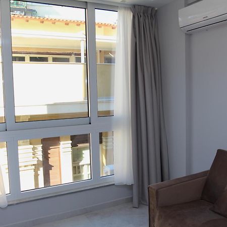 Central Metropolis Luxury Living Атина Екстериор снимка