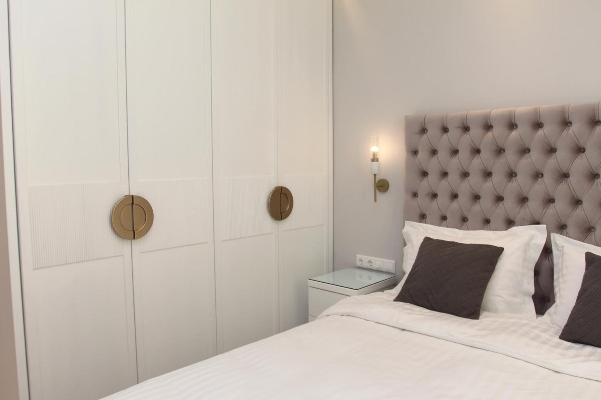 Central Metropolis Luxury Living Атина Екстериор снимка